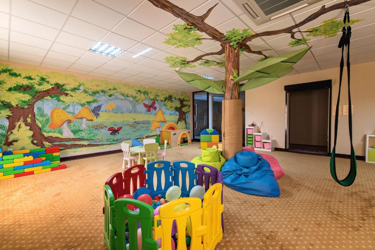 Hotel Kawallo Słubice Buitenkant foto