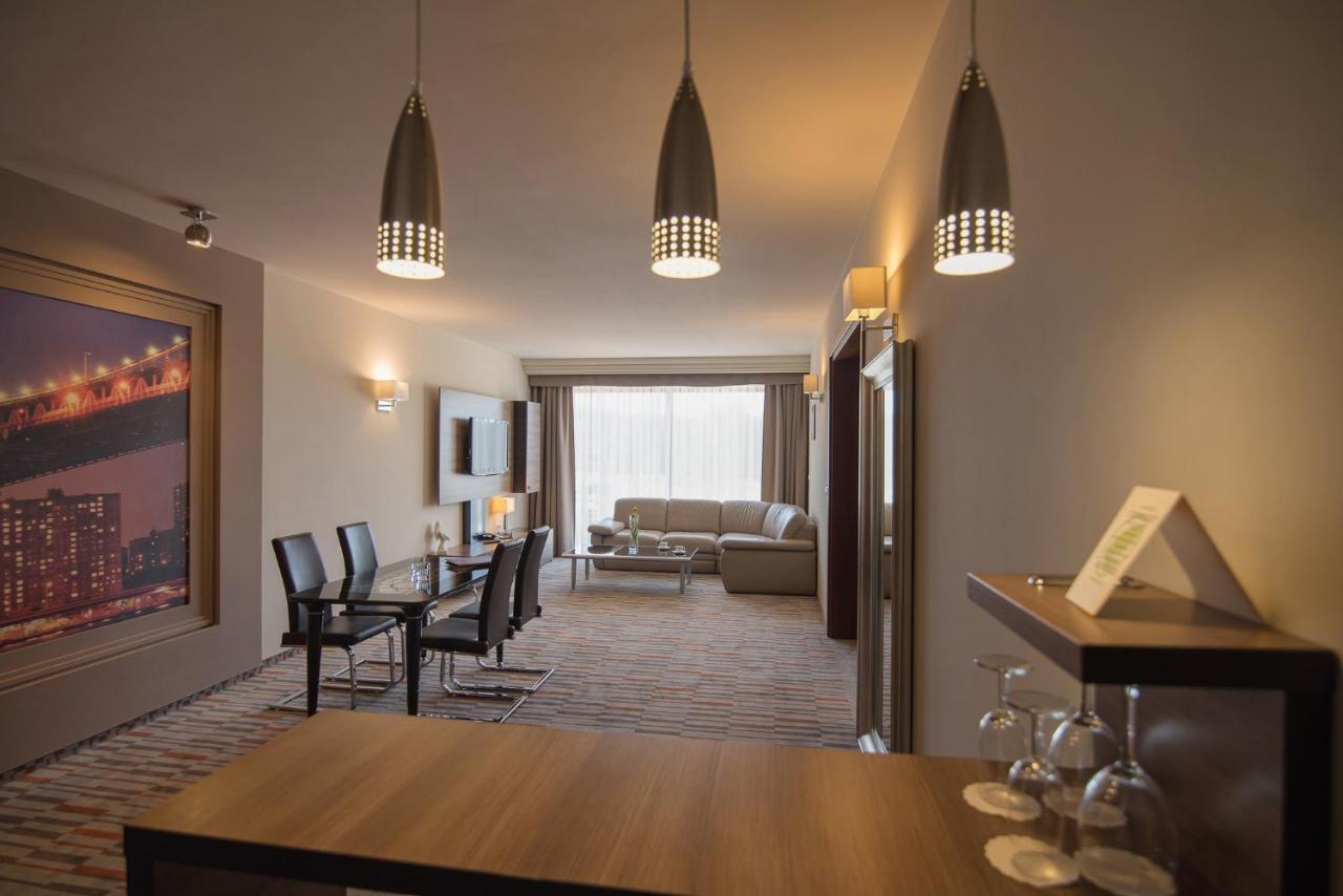 Hotel Kawallo Słubice Buitenkant foto