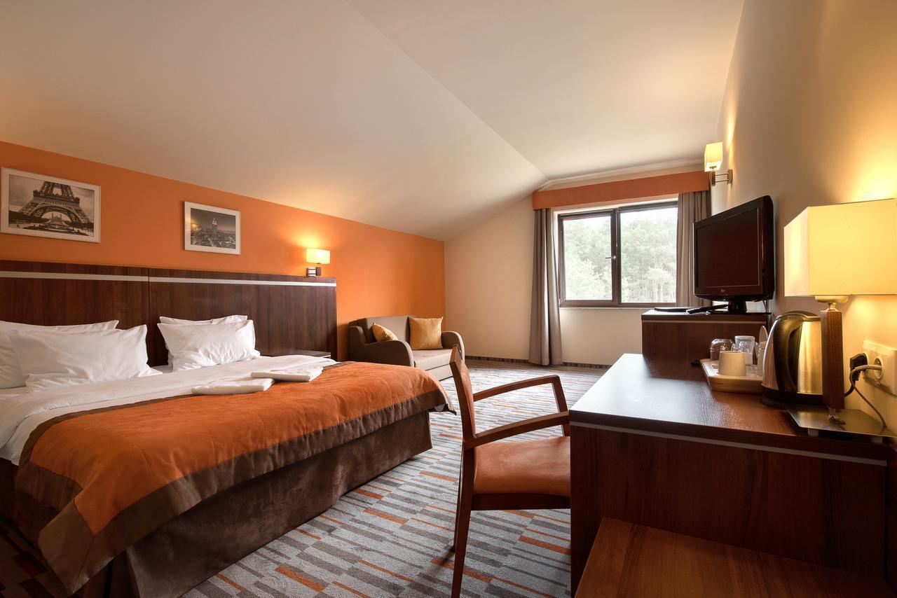 Hotel Kawallo Słubice Buitenkant foto